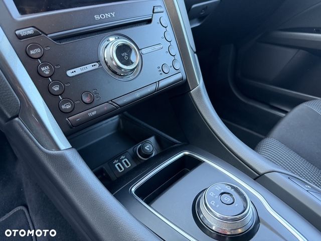 Ford Mondeo 2.0 EcoBlue Titanium - 20