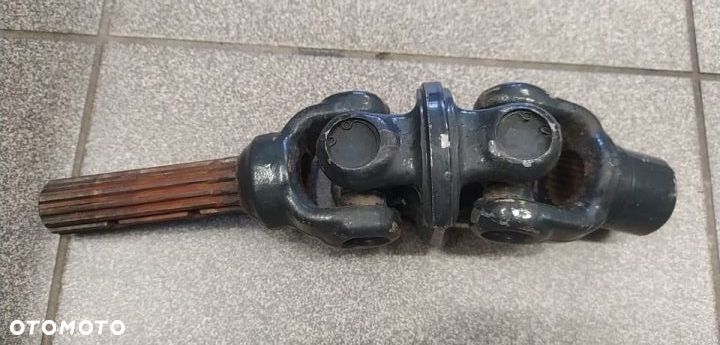 ISEKI SG15 SG 15 Krzyżak Napędu Wentylatora Trawy - 2