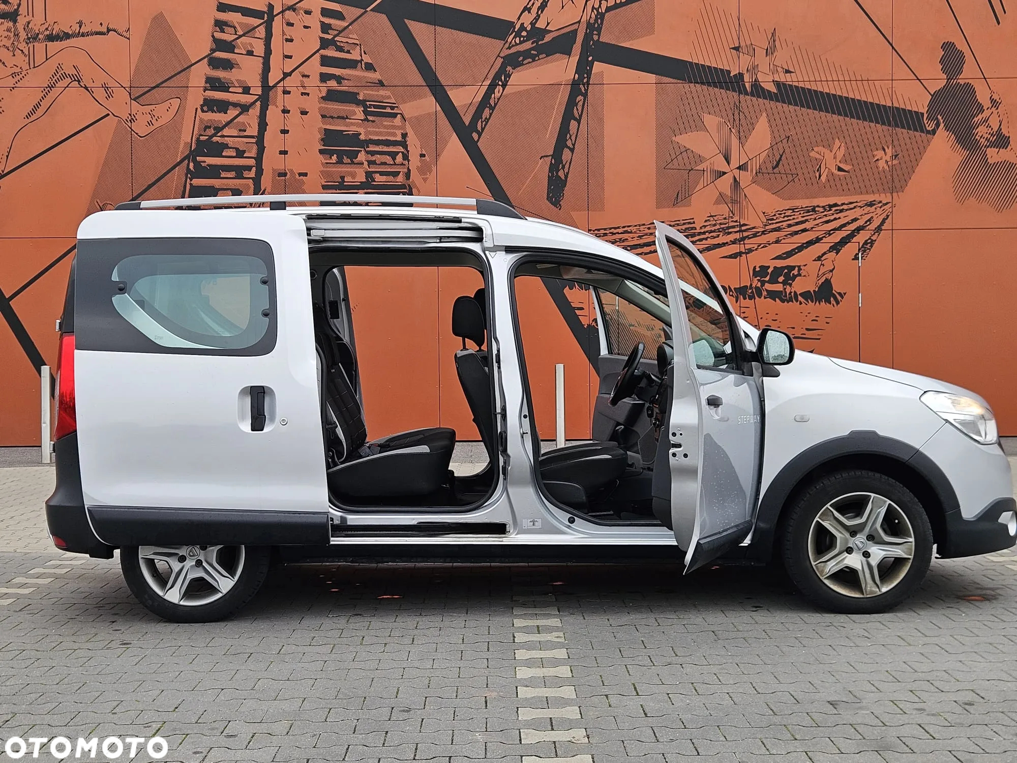 Dacia Dokker 1.6 SCe Stepway - 26
