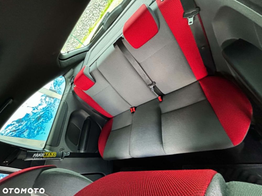 Ford Focus - 11