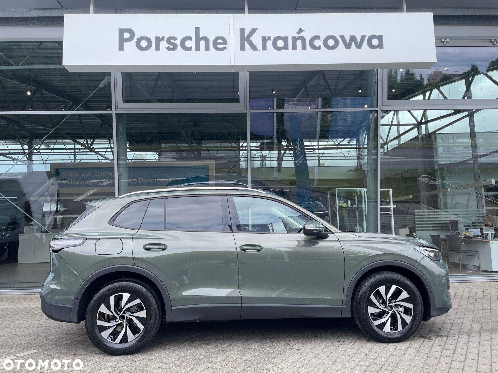 Volkswagen Tiguan - 9
