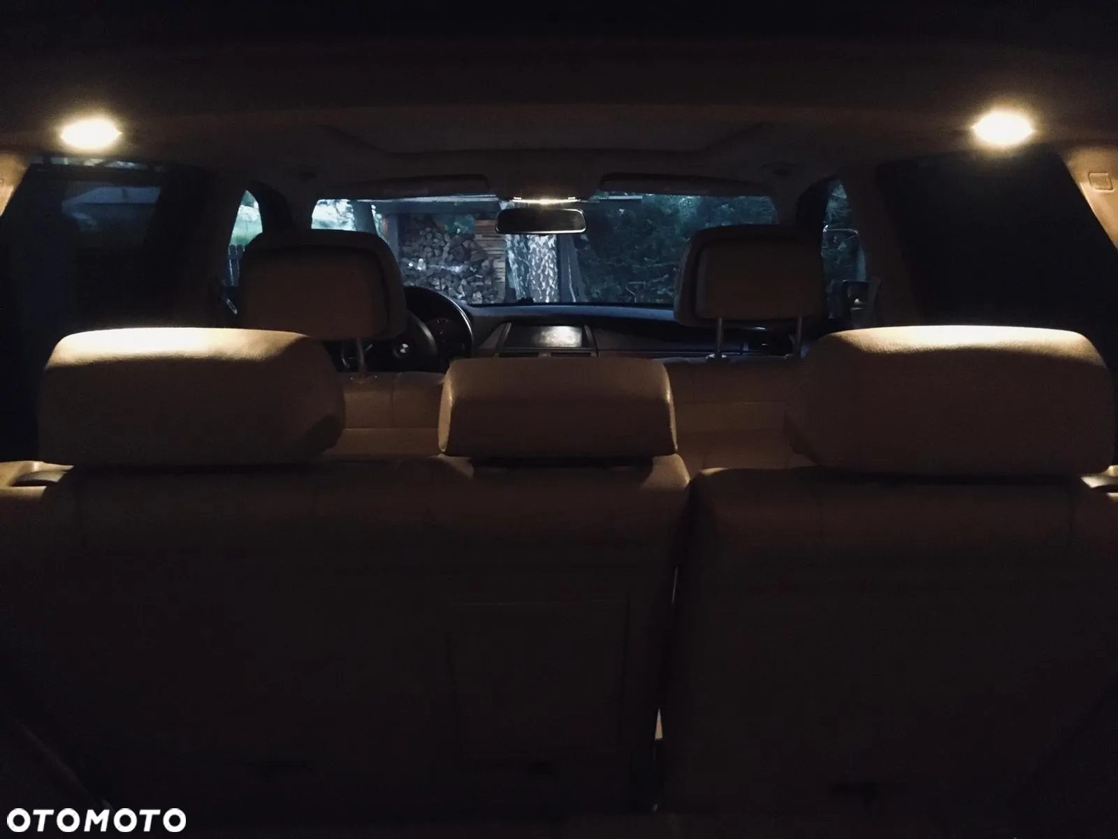 BMW X5 4.8i xDrive - 26
