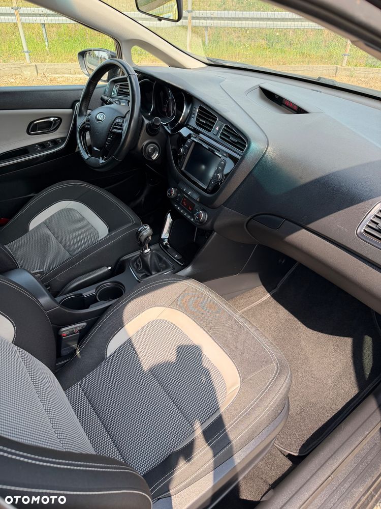Kia Ceed - 20