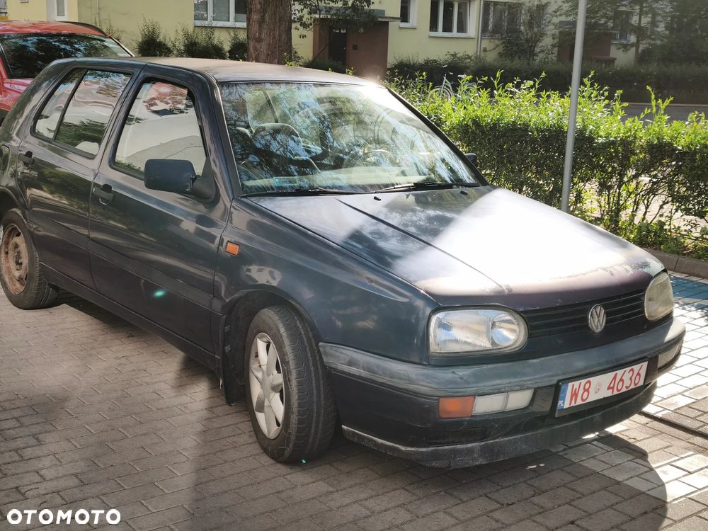Volkswagen Golf 1.8 CL - 26