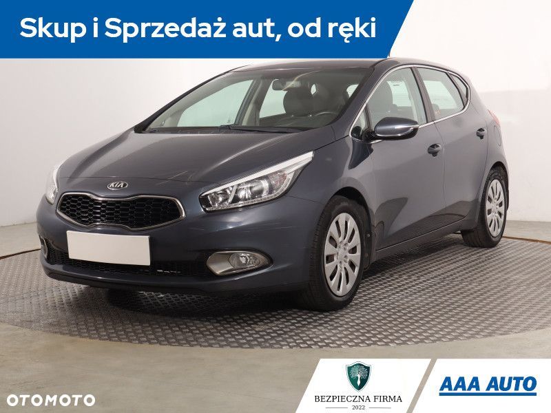 Kia Ceed - 3