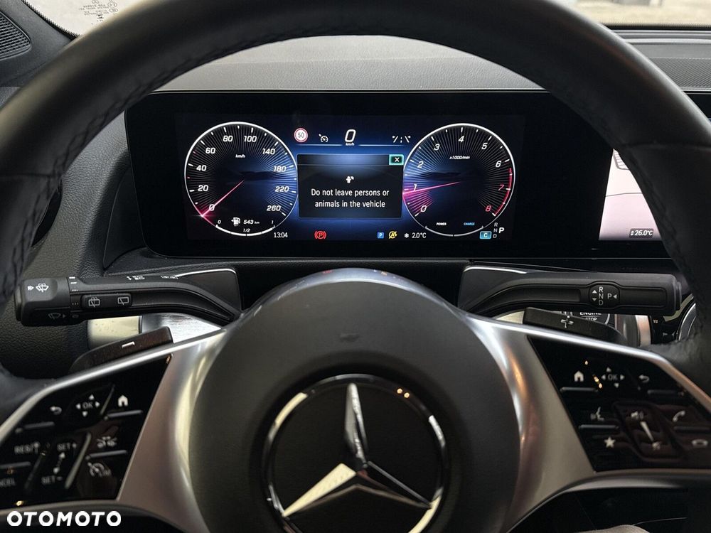 Mercedes-Benz GLB - 15