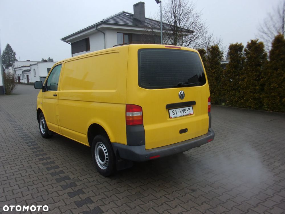 Volkswagen Transporter T5 - 5