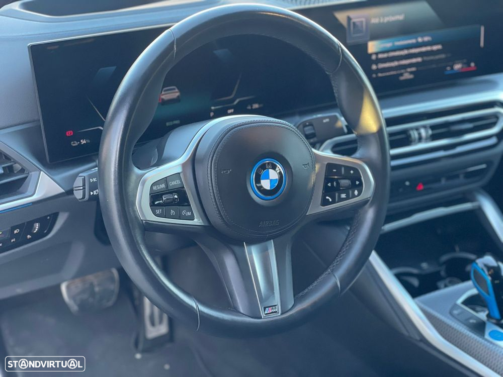 BMW i4 eDrive40 Pack Desportivo M - 13