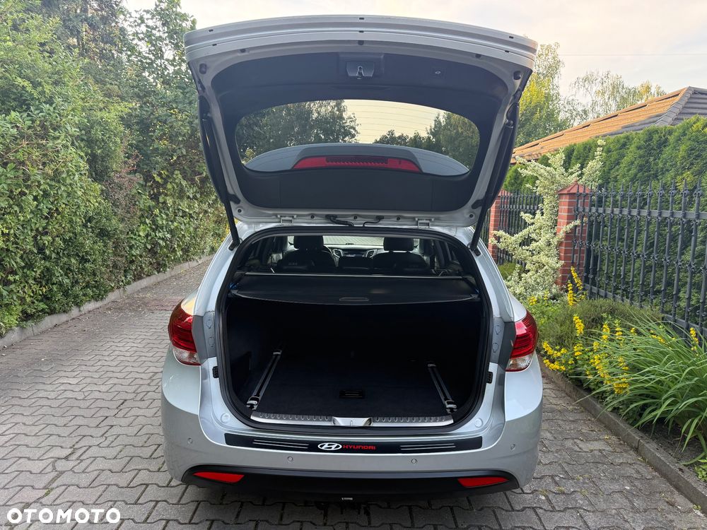Hyundai i40 Kombi blue 1.7 CRDi DCT Premium - 5