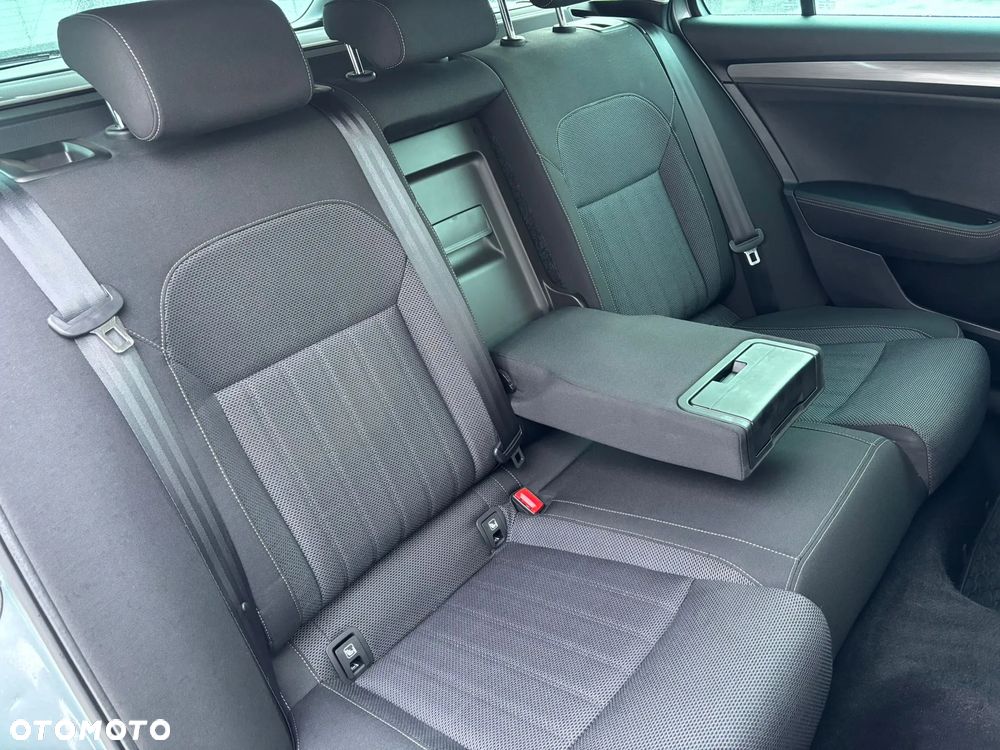 Skoda Superb 2.0 TDI SCR Style DSG - 17