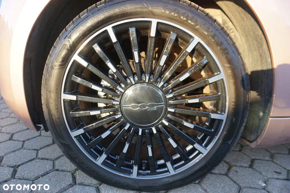 Fiat 500e - 11