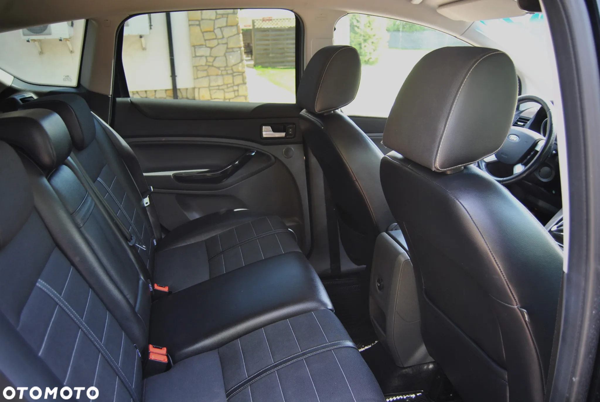 Ford Kuga 2.0 TDCi 4WD Titanium - 8