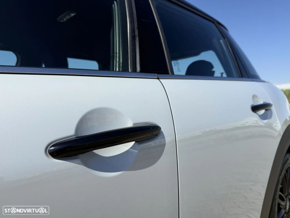 MINI 5 Portas Cooper Premium Plus JCW Auto - 15
