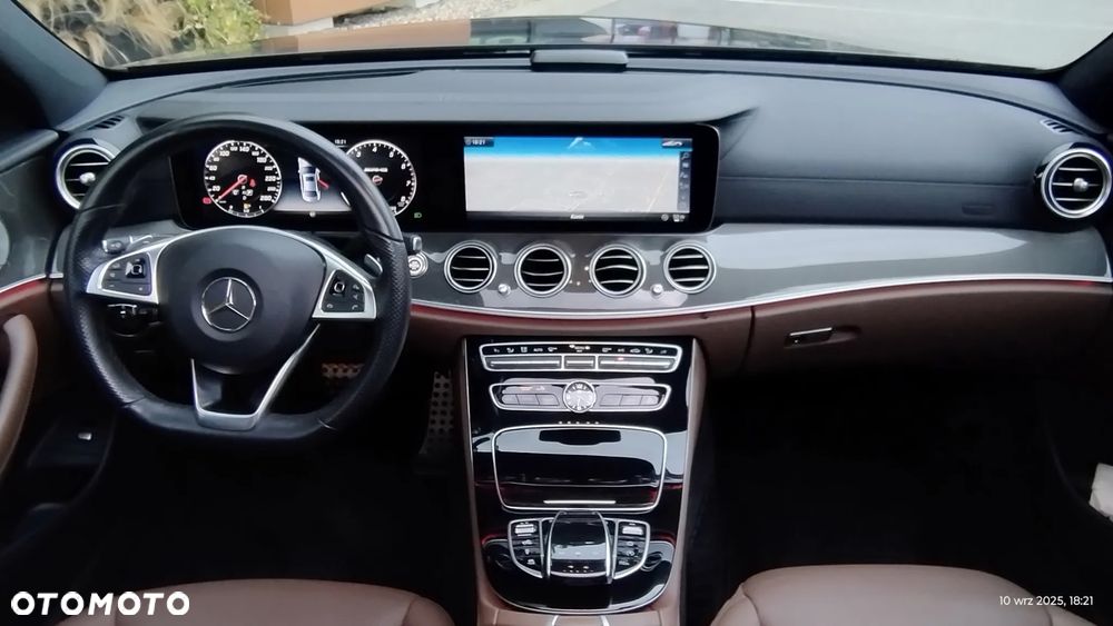 Mercedes-Benz Klasa E 43 AMG 4-Matic - 15
