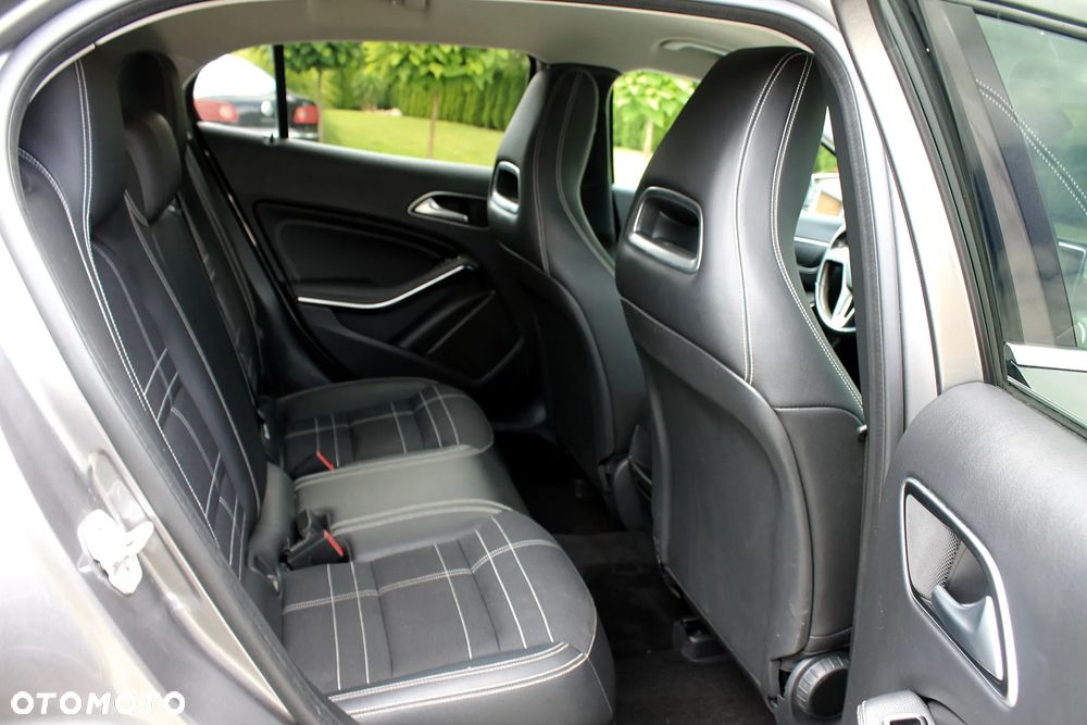 Mercedes-Benz GLA 200 (CDI) d 7G-DCT Urban - 8