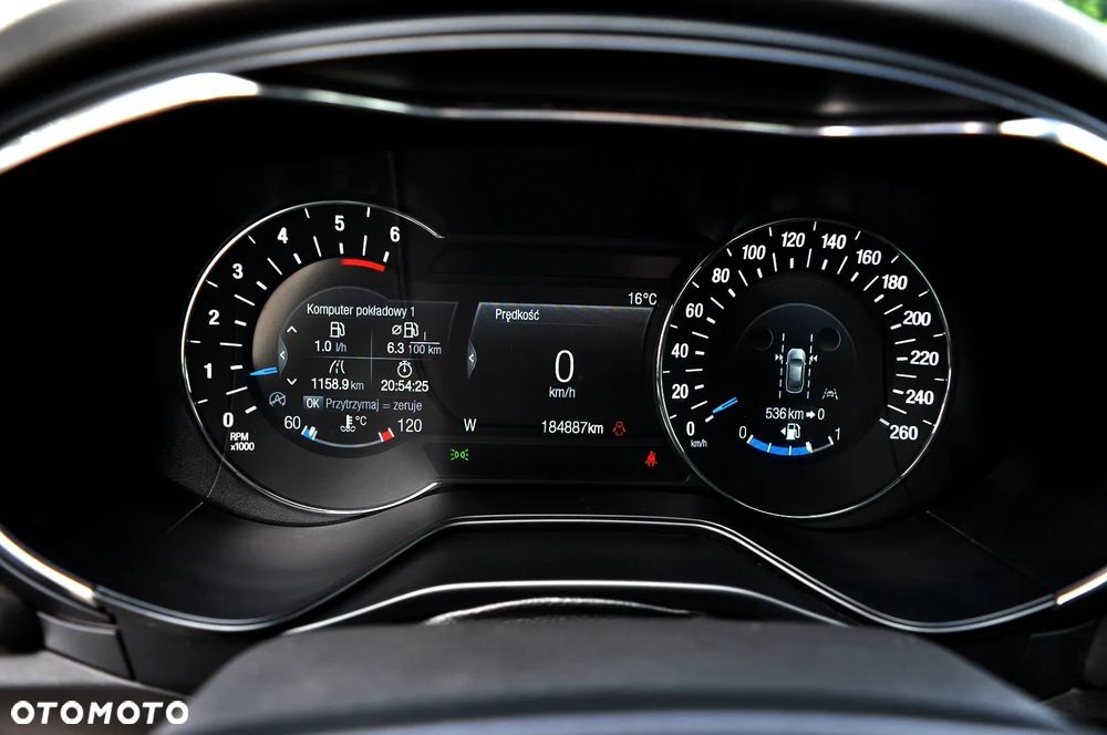 Ford Mondeo 2.0 EcoBlue Titanium - 36