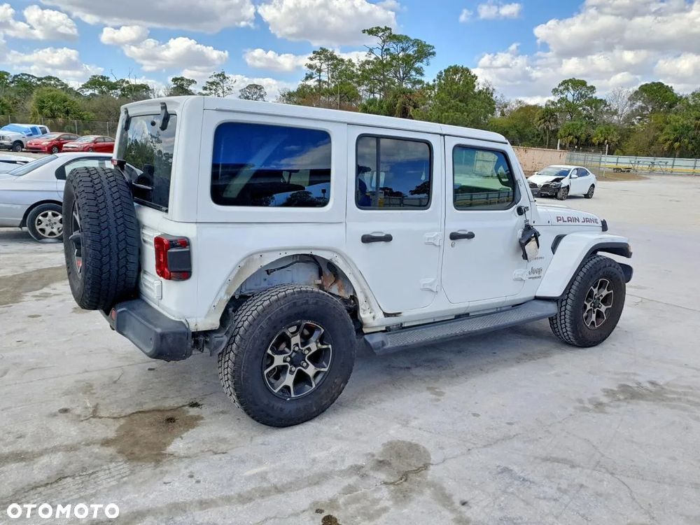 Jeep Wrangler Unlimited 3.6 Automatik Sahara - 4