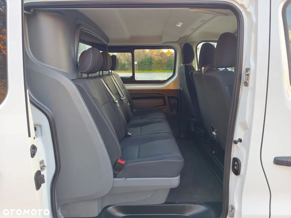 Renault Trafic - 15