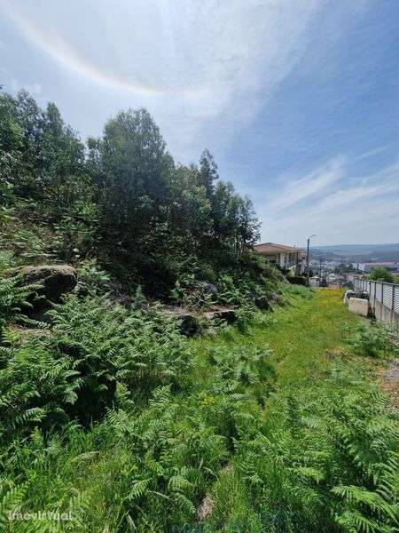 Terreno em zona de construção - Grande imagem: 5/7