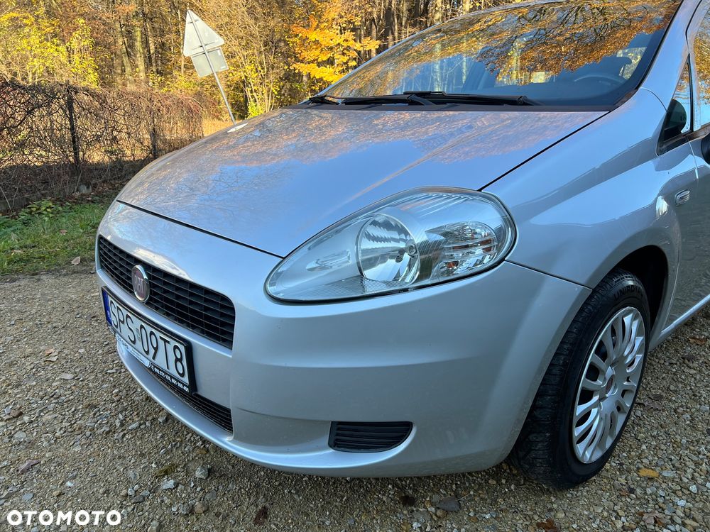 Fiat Punto 1.4 Young - 15