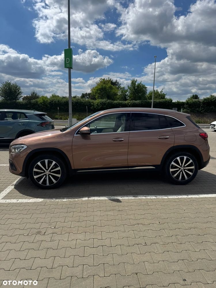 Mercedes-Benz GLA 250 - 8