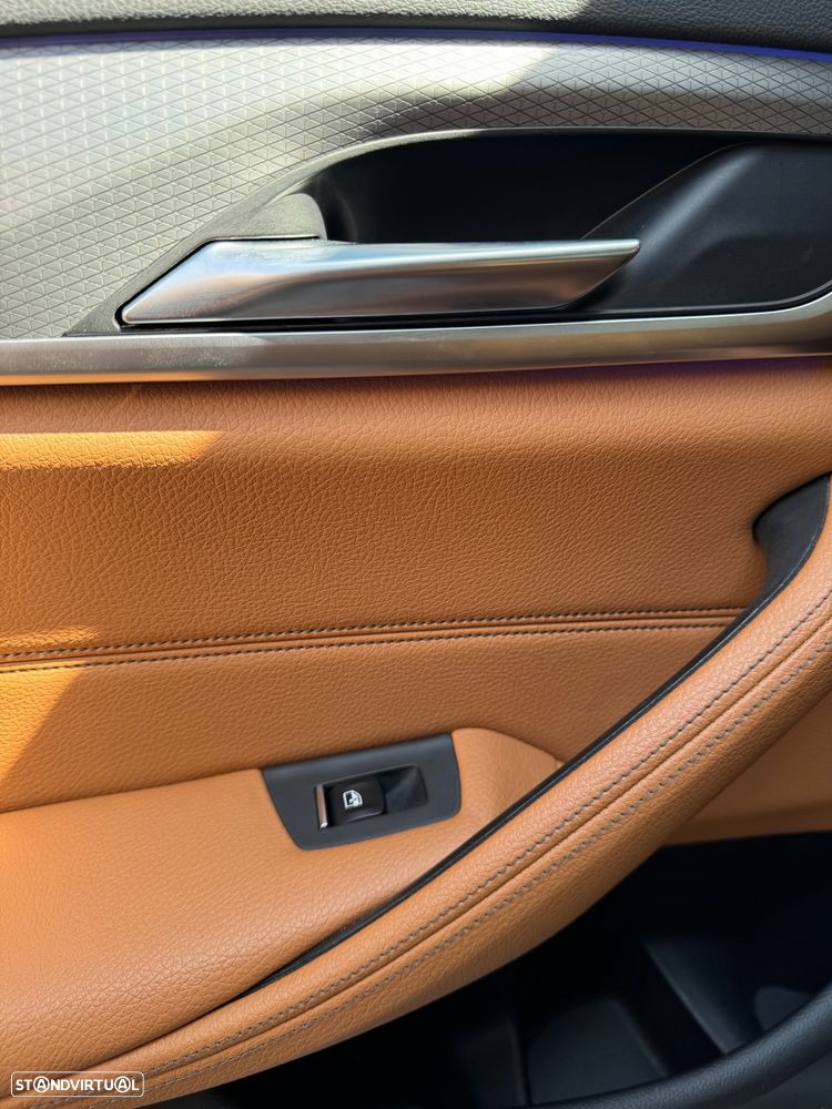 BMW 530 e iPerformance Pack M - 12