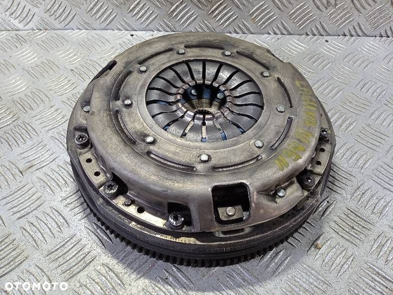 KOŁO DWUMASOWE RENAULT LAGUNA III