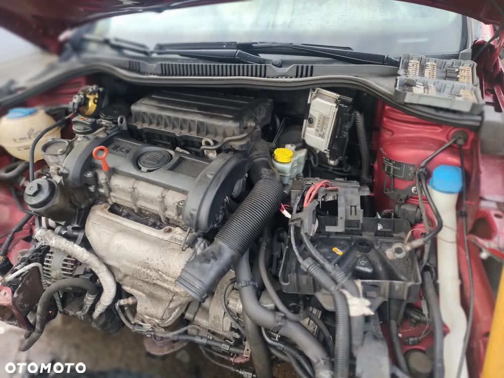 SEAT IBIZA 1,6 16V SILNIK BTS - 1