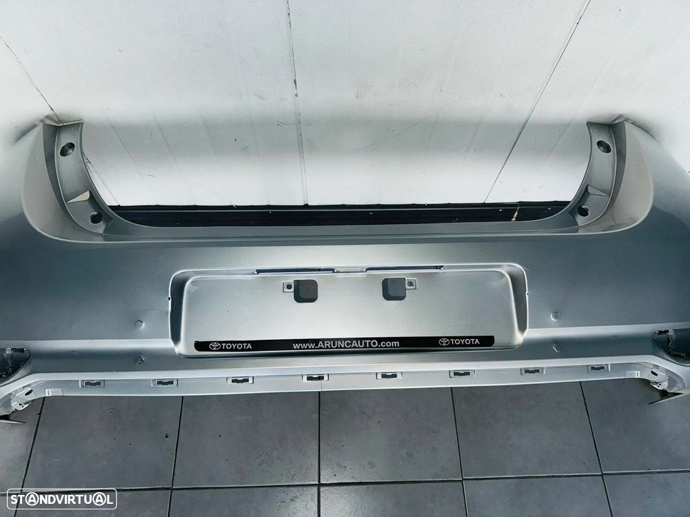 Para Choques Trás Toyota Auris II - 2015 / 2024 - 4