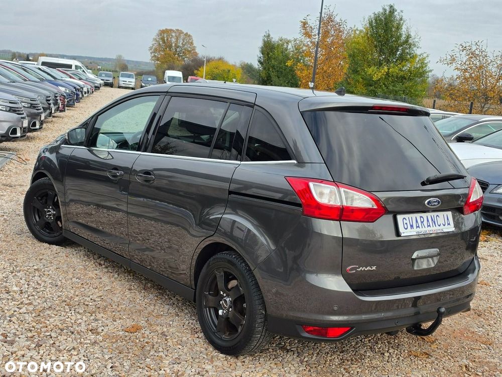 Ford Grand C-MAX - 13