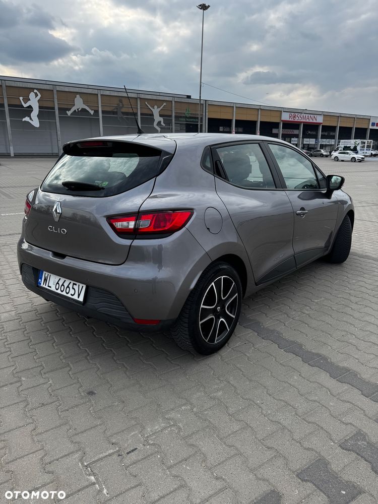 Renault Clio - 7
