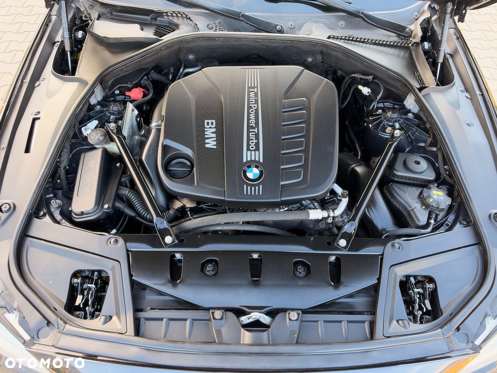 BMW Seria 5 530d xDrive Luxury Line - 8