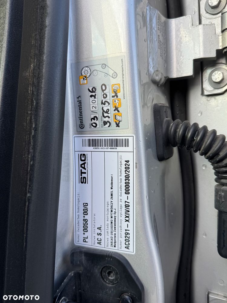 Volvo V70 2.5T Summum - 29