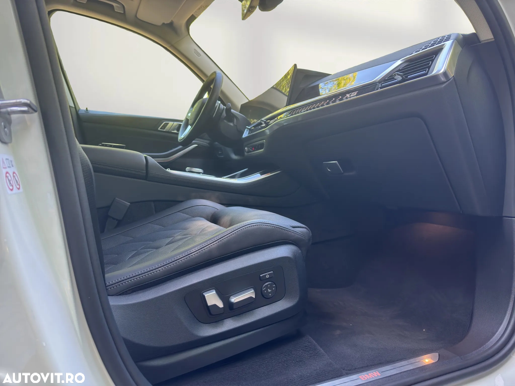 BMW X5 xDrive50e AT PHEV - 28