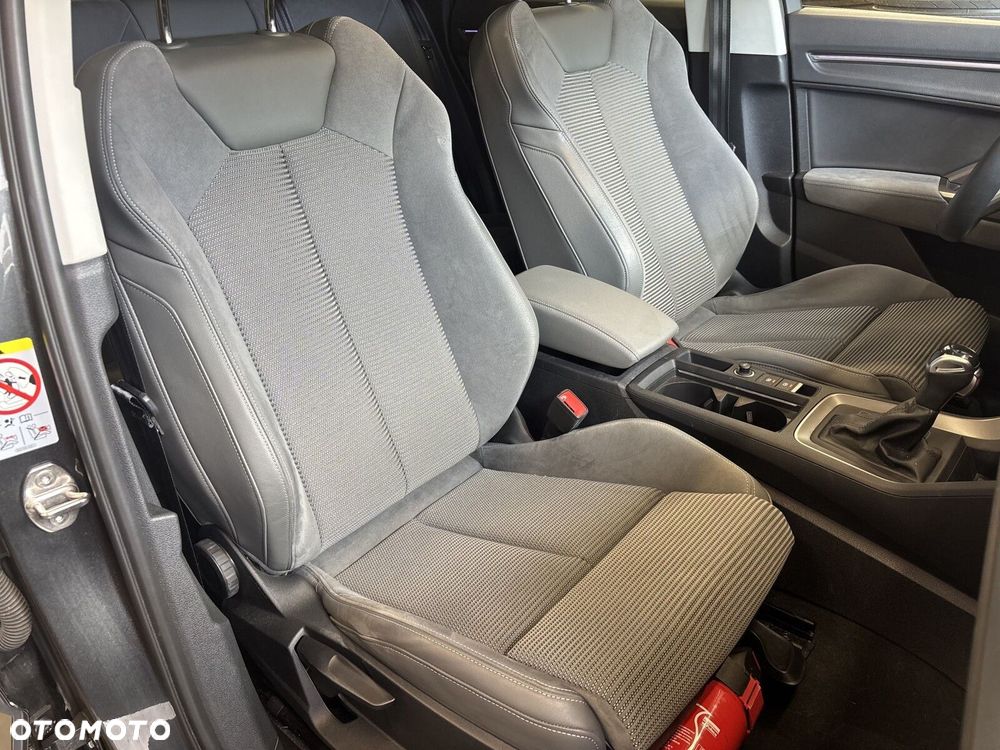 Audi Q3 Sportback 40 TFSI Quattro S-Line S tronic - 22