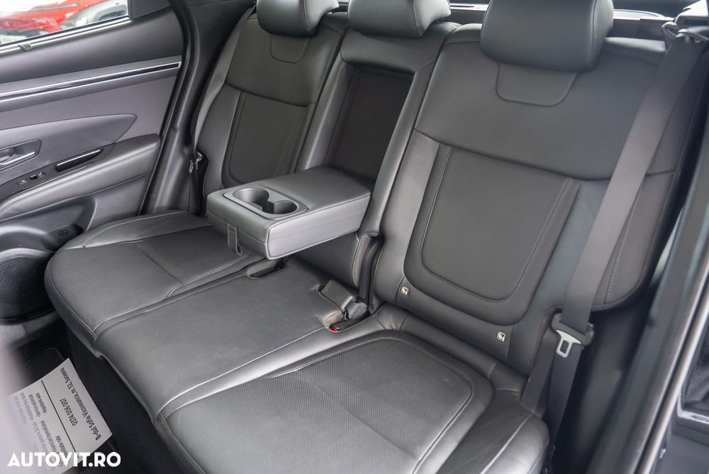 Hyundai Tucson 1.6 T-GDi HEV 2WD Advantage - 23