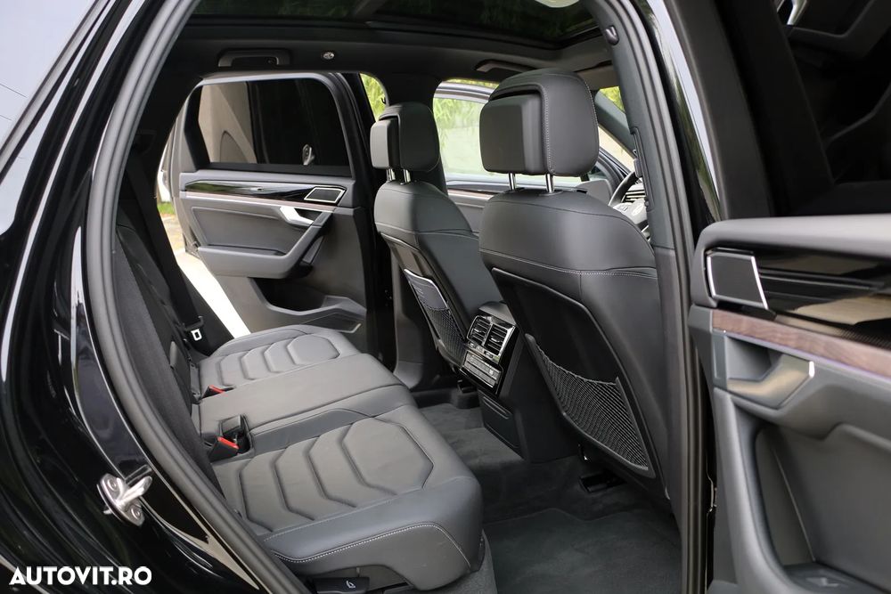 Volkswagen Touareg V6 TSI 4MOTION Elegance - 10