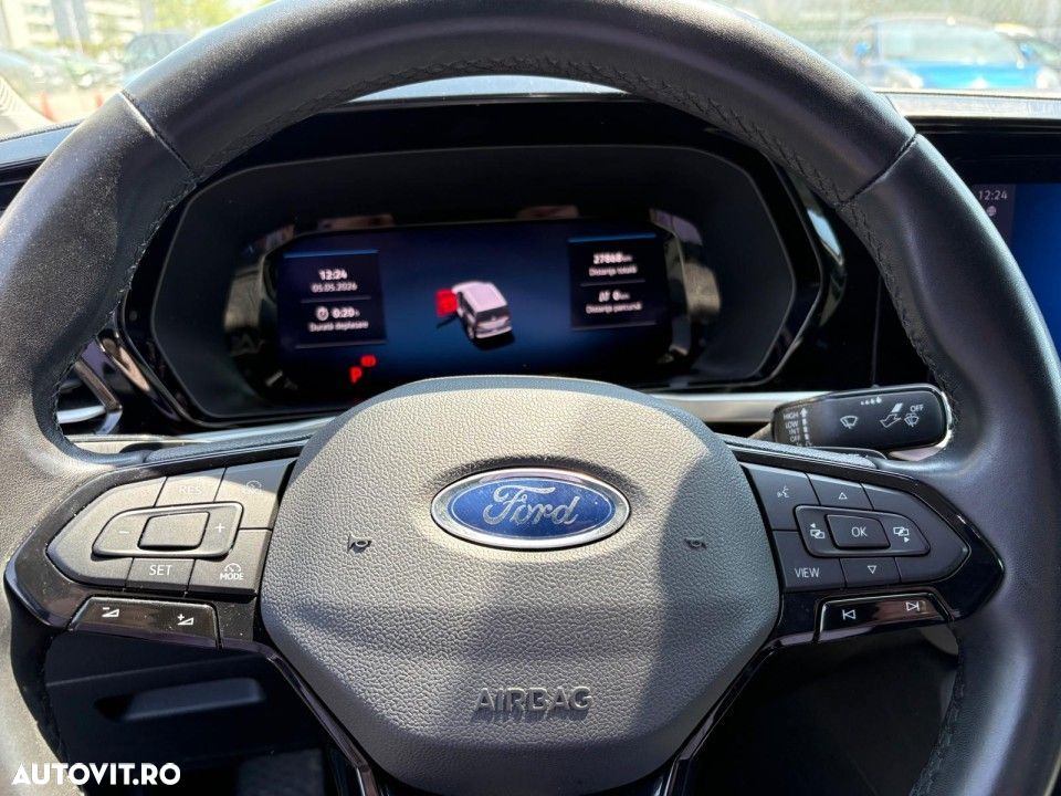 Ford Transit Connect - 19