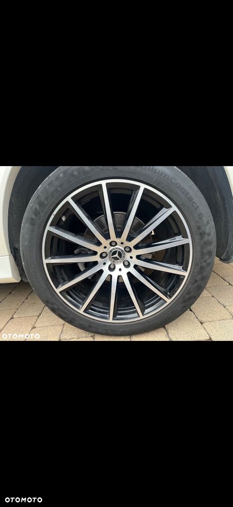 Mercedes-Benz GLS - 18