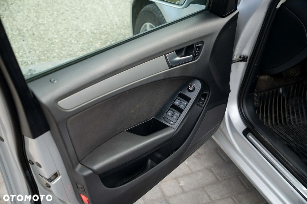 Audi A4 Avant 2.0 TDI Multitronic - 12