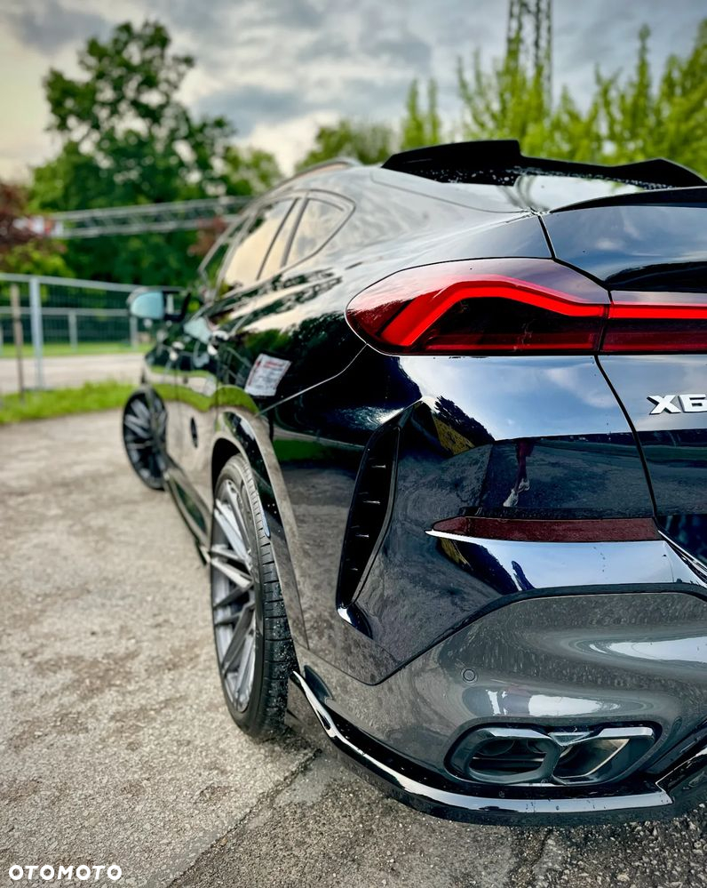 BMW X6M - 13