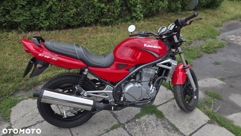 Kawasaki ER - 1