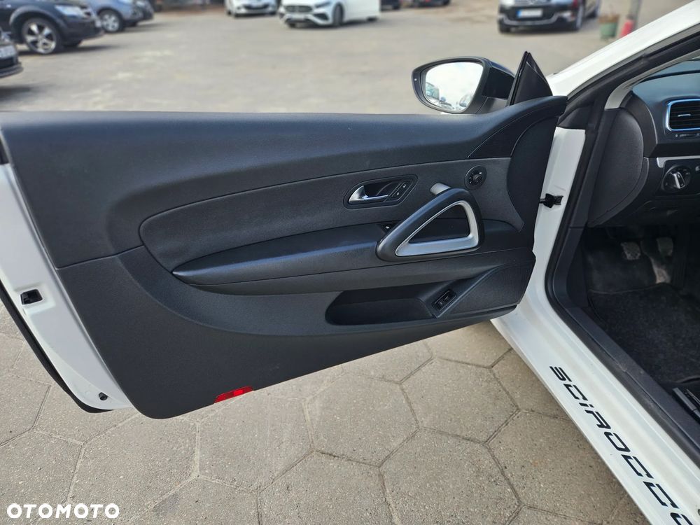 Volkswagen Scirocco 1.4 TSI Edition - 16