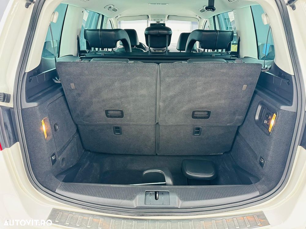 Volkswagen Sharan 2.0 TDI DSG Blue Motion Highline - 19