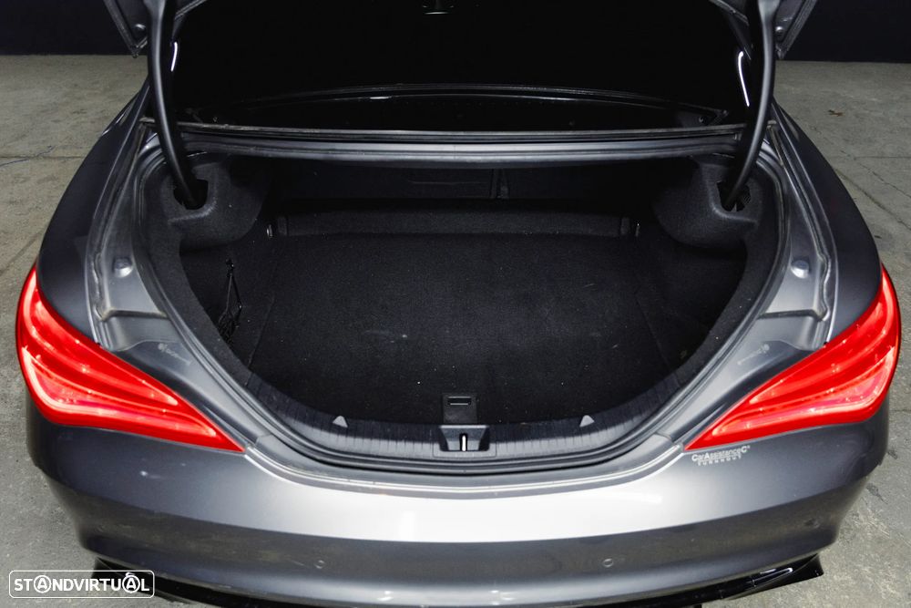 Mercedes-Benz CLA 180 - 21