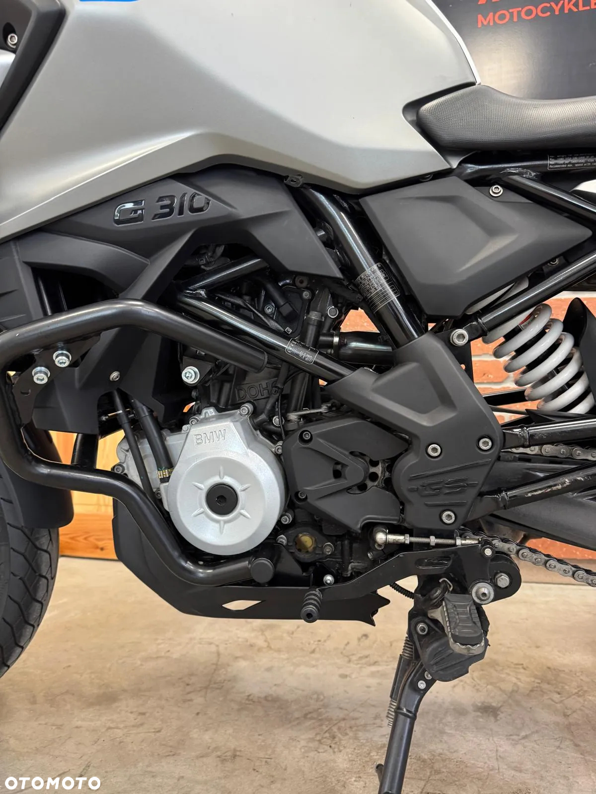BMW G - 19