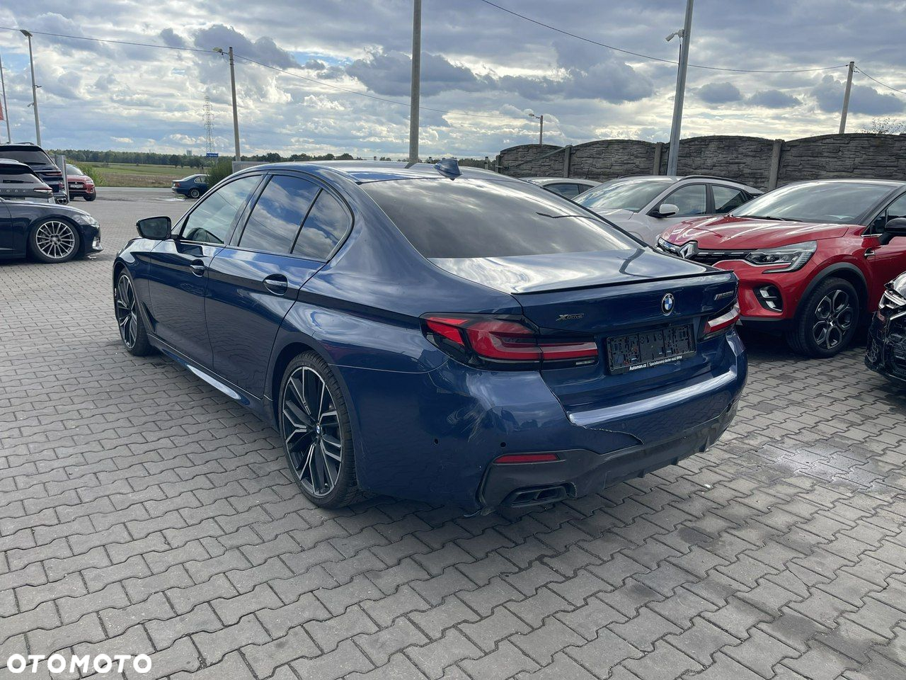 BMW Seria 5 M550i xDrive sport - 2