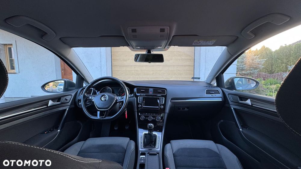 Volkswagen Golf 1.6 TDI BlueMotion Technology Comfortline - 30