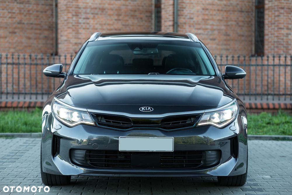 Kia Optima Sportagon 2.0 GDI Attract - 4