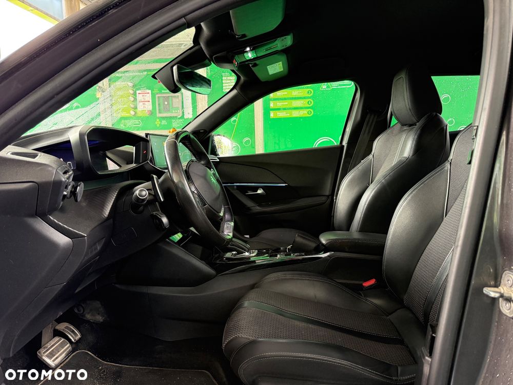 Peugeot 2008 1.2 PureTech GT Pack S&S EAT8 - 17